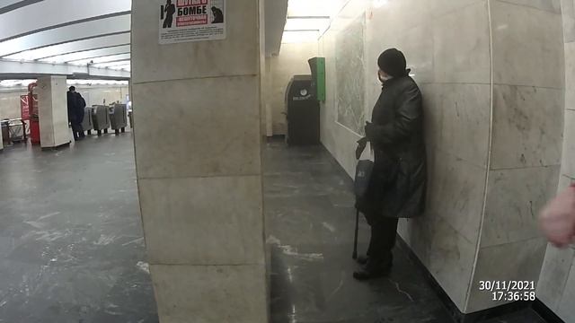 Наедушница-боевик, с диагнозом "перетёрлась палочка" смотреть онлайн