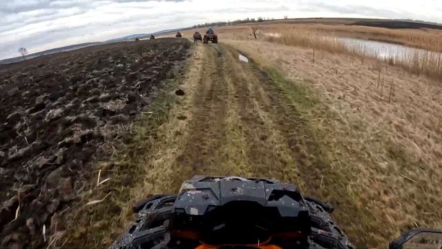 CF Moto Vs BRP XMR & XTP грязь вместо снега