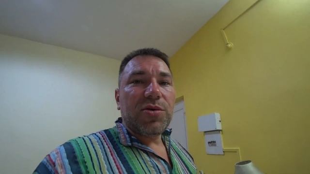 Индия ГОА// Рынок Анжуна, покатушки на тук-туке и пробежка по пляжам Северного ГОА. Часть 5 смотреть онлайн