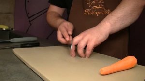 Работа поварским ножом - как держать нож, как правильно, безопасно и быстро резать ножом / ЧАСТЬ 1