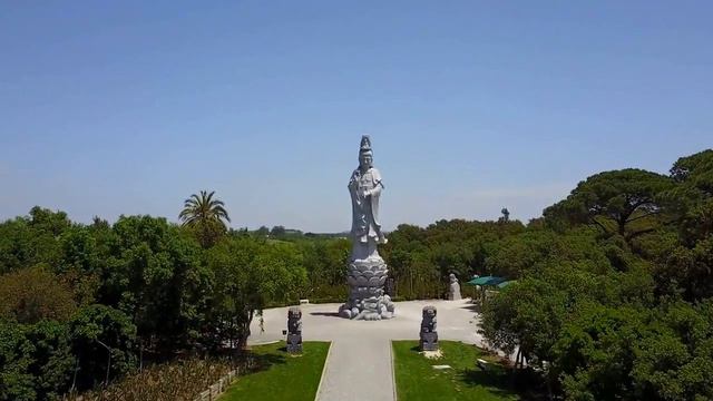 Парк Будда Эдем, Бомбарал, Португалия смотреть онлайн