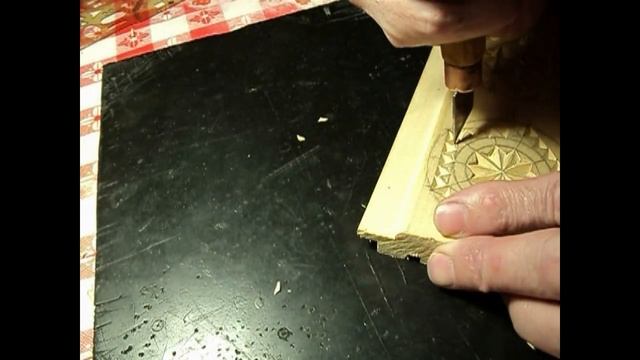 Резьба по дереву для начинающих.Розетка. смотреть онлайн