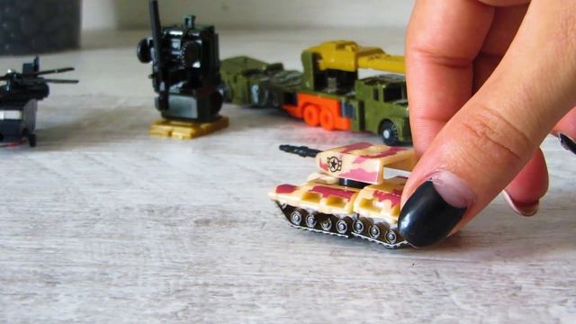 Робот - Трансформер из военной техники. Игрушки трансформеры для детей смотреть онлайн