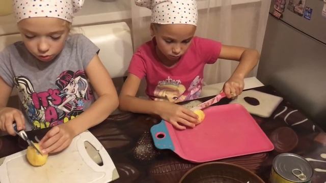 Готовим Винегрет. Мое первое видео смотреть онлайн