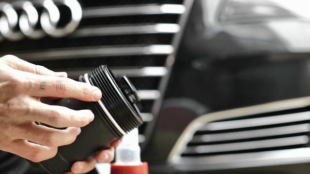 Audi 6.3L A8 W12 Oil Change DIY смотреть онлайн