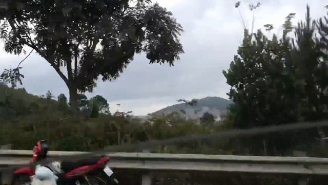 Da Lat Domestic Airport flying to Da Lat, Vietnam | 27th December 2017 смотреть онлайн