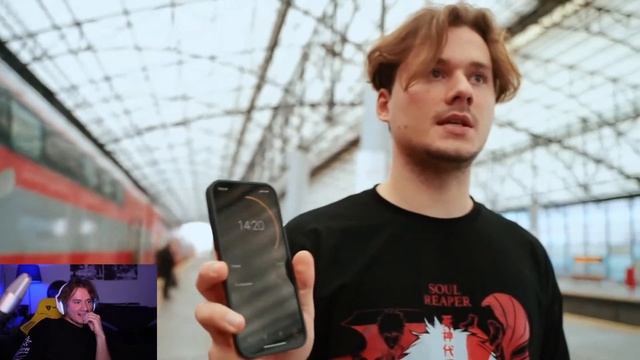 ЭКСАЙЛ СМОТРИТ ВИДЕО ЛИТВИНА!!! КТО ДАЛЬШЕ ОТДАЛИТСЯ ОТ МОСКВЫ ЗА 10 ЧАСОВ [ ЛИТВИН vs ИКСАЙЛ ] смотреть онлайн