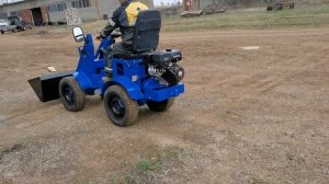 Минипогрузчик с реверс редуктором.