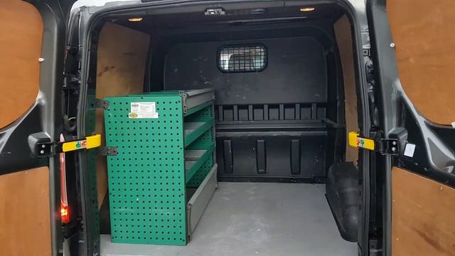 FORD TRANSIT CUSTOM SWB KOMBI/CREWVAN AUTOMATIC LTD 170BHP 67 REG SAT/NAV £13995+VAT SK56PH смотреть онлайн