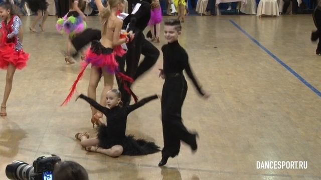 Гончар Илья - Зуева Алина, 1/2 Jive смотреть онлайн