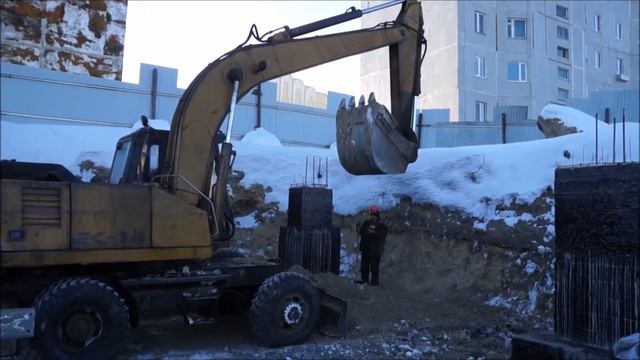 Подготовка площадки под фундамент на улице Комсомольская смотреть онлайн