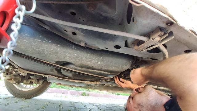 Ford Focus 1 Benzin Filtresi Nasıl Değiştirilir ? (Fuel Filter Change  Ford Focus )