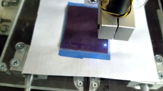 Фоторезист экспонирование УФ лазером 50мвт