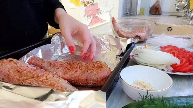 Как приготовить СОЧНО МОРСКОЙ ОКУНЬ вкусно и быстро. приготовить рыбу в духовке. простой рецепт смотреть онлайн