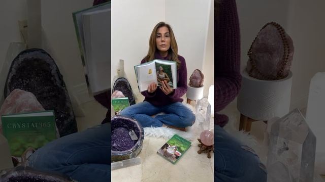 How to Give Yourself an Oracle Reading with CRYSTAL365 смотреть онлайн