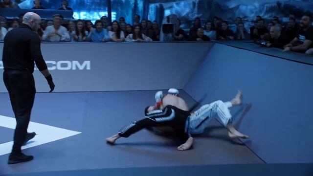 FULL FIGHT:: SHAHIN ATAMOV vs IGOR DE CASTANEDA - Karate Combat S02E10 смотреть онлайн