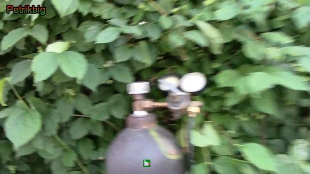 Газированная вода приготовленная дома\Soda with their hands смотреть онлайн