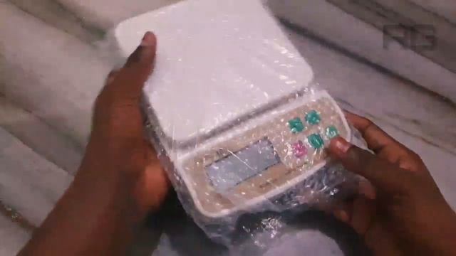 UNBOXING ELECTRONIC COMPACT SCALE|RG смотреть онлайн