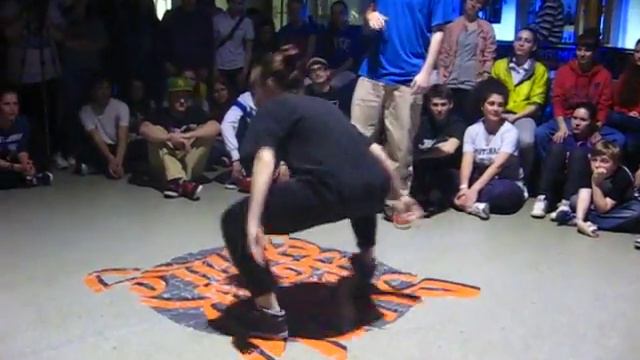 Hip Hop1x1 Alex St Vs Konika смотреть онлайн