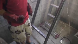 Металлическая лестница в погреб своими руками