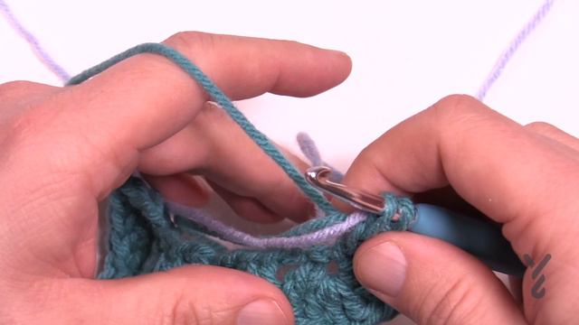 Crochet Christmas Garland Pattern | EASY | The Crochet Crowd смотреть онлайн