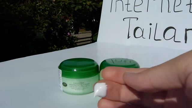 Крем для лица с экстрактом огурца Cucumber Oil Control Light Moisturiser UVA UVB Protection SPF15 смотреть онлайн