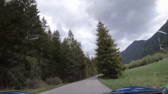 Porsche Spyder Mountain Drive смотреть онлайн