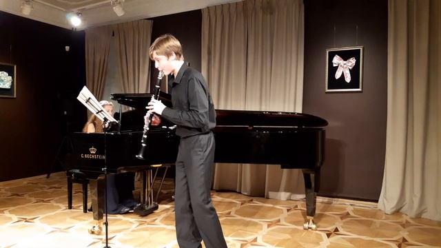 Грэхам Лайонс Самба (соната для кларнета и фортепиано, 4ч.) смотреть онлайн