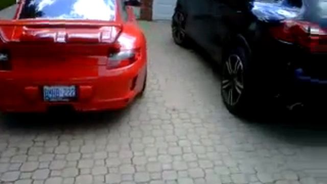 2007 Porsche 911 GT3 and 2011 Porsche Cayenne Turbo смотреть онлайн