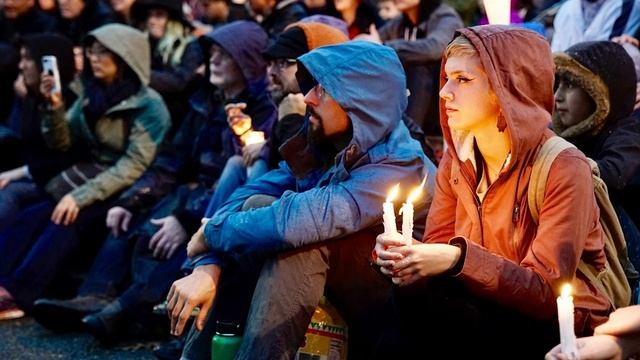 SMALL TALK Trump's Muslim Ban смотреть онлайн