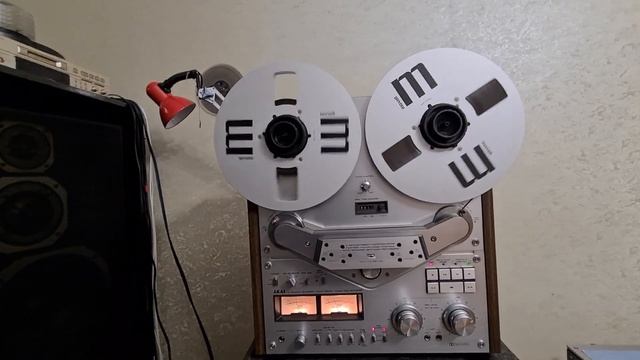 Катушечный магнитофон Akai GX 635d 220 вольт Европа смотреть онлайн