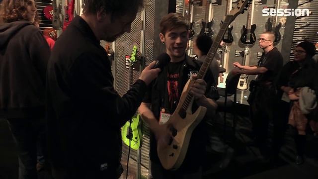 NAMM 2016: Schecter Guitars смотреть онлайн
