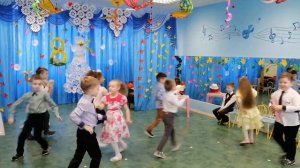 танец Замечательный сосед (старшая группа)