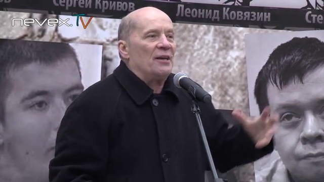 На митинге Александр Филлипенко читал Высоцкого и Шекспира смотреть онлайн