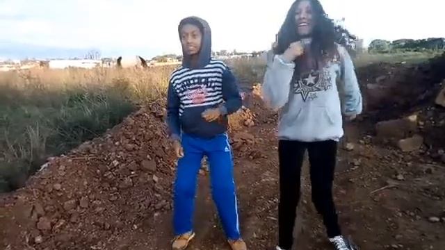 ??lookoss??(dançando) смотреть онлайн