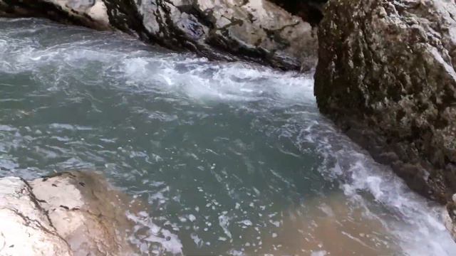 Где купаться в Кавказских горах. Лучшие места для селфи в Гуамском ущелье. смотреть онлайн