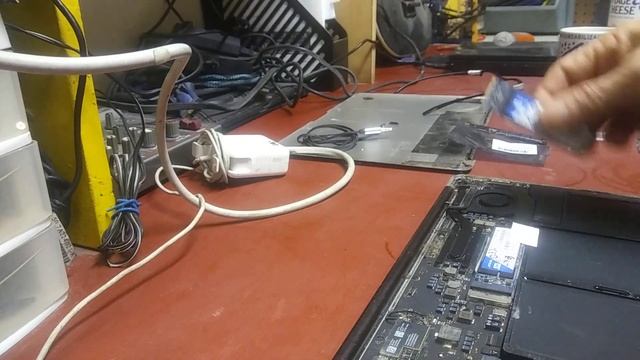 Probando SSD M 2 en MacBook Air A 1466 смотреть онлайн