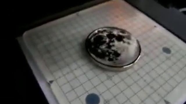 Фотогравировка на метазе, свадебных замках.avi смотреть онлайн