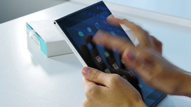 Jolla Tablet распаковка и краткий обзор смотреть онлайн