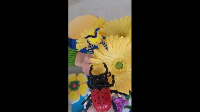 "Жук и Букашка" смотреть онлайн