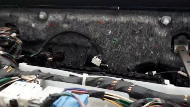 Где находиться блок иммобилайзера у Toyota Camry 2010г кузов V40 смотреть онлайн