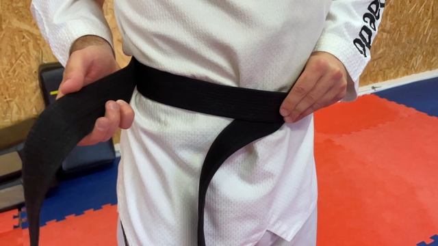 Как завязать пояс в тхэквондо смотреть онлайн