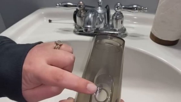 Difference Between traditional floss vs water flosser | Bitvae Oral Irrigator