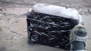Разрезка резинобитумного герметика ижора.