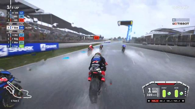 Fabio Quartararo Massive crash before turn one In Le Mans MotoGP 21 PS5 game play смотреть онлайн