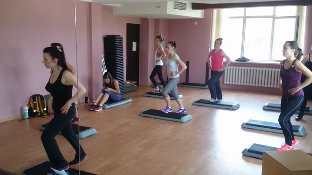 Стэп аэробика. Курсы инструкторов. смотреть онлайн