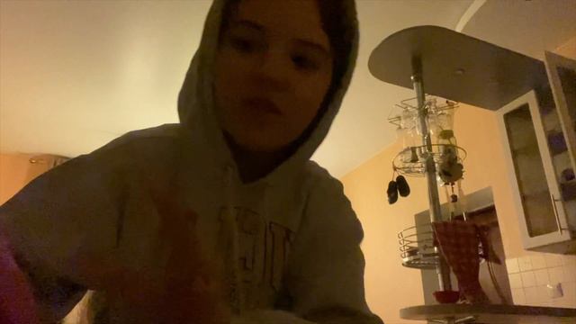 VLOG// будни и выходные студентки рэу,хожу в институт , гуляю с подружкой и еду домой смотреть онлайн