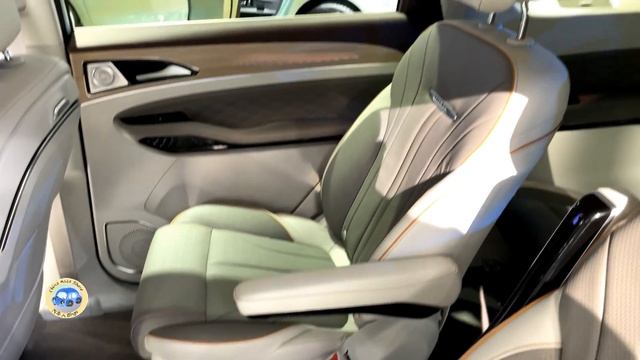 2023 Dongfeng FORTHING Yacht MPV 1.5T 7DCT Walkaround—2023 Shanghai Motor Show смотреть онлайн