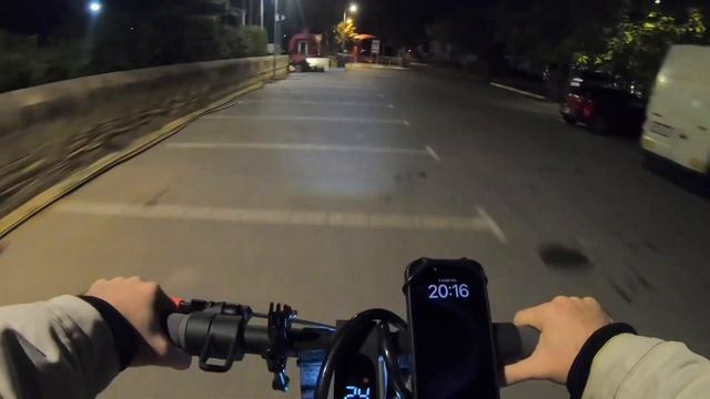 Mi scooter 4 ultra inceleme / Scooter yokuş çıkıyormu? Sport plus modu gereklimiydi? смотреть онлайн