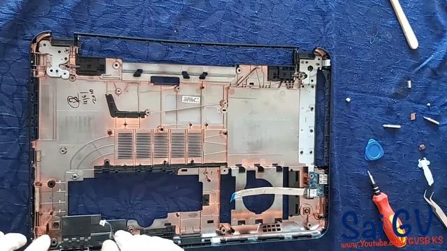 How to change Dell Inspiron 15 (3521 / 5521) Bottom base Tutorial step by step смотреть онлайн